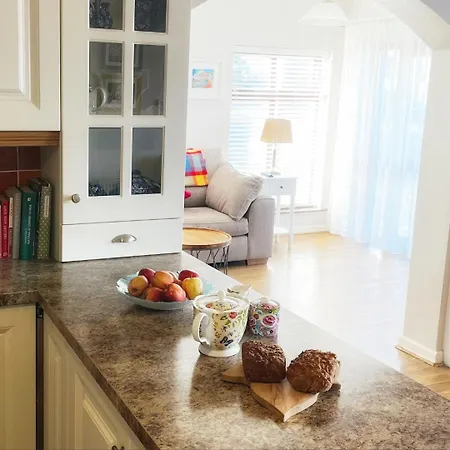 Garden At Dalys House شقة دولين